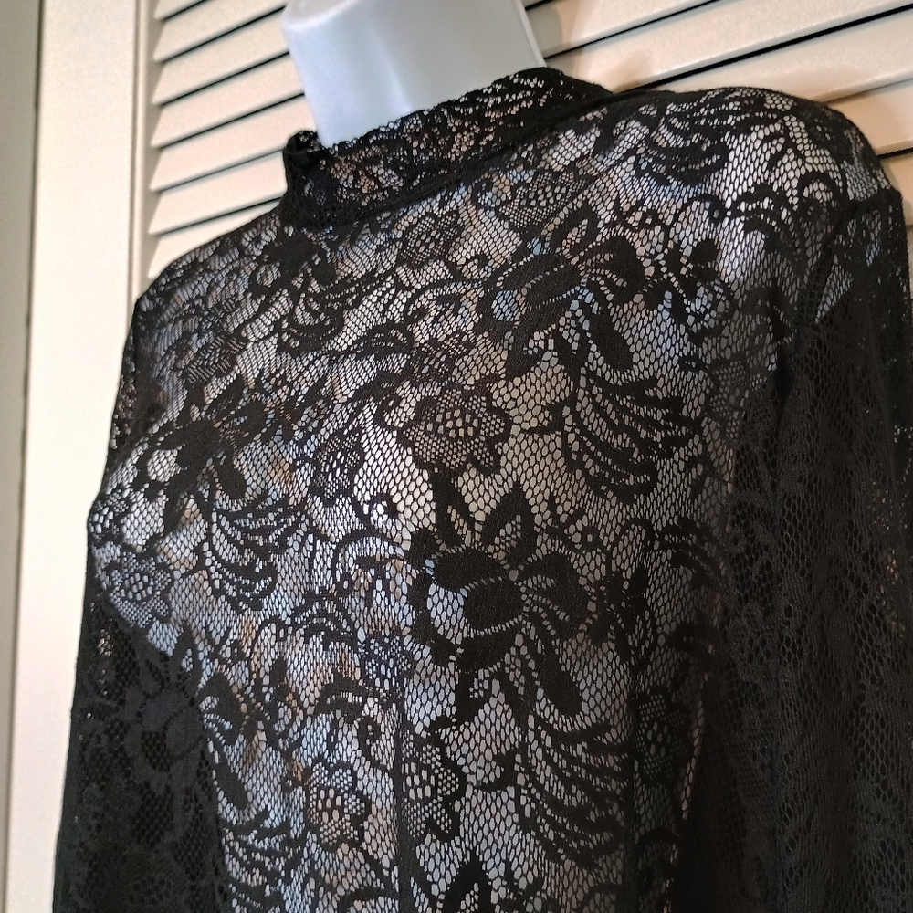 George Elegant Black Lace long Sleeve Women's Top with small collar Size 14 - Picture 2 of 8